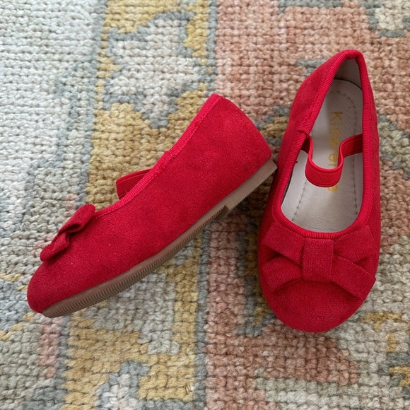 Red suede size 7 toddler shoe - Picture 2 of 4